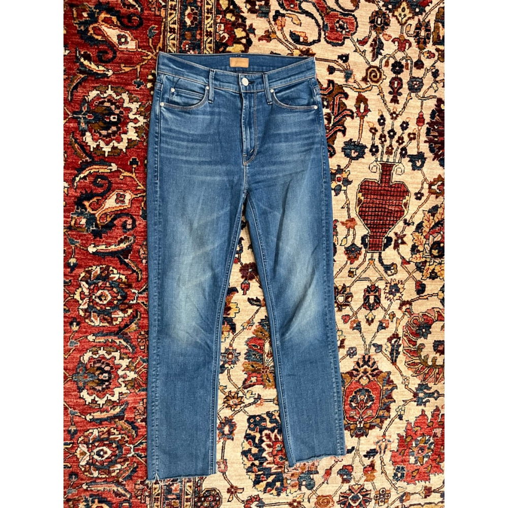 MOTHER Dazzler Straight Leg Ankle Jeans in Birds Of Paradise
Size 25